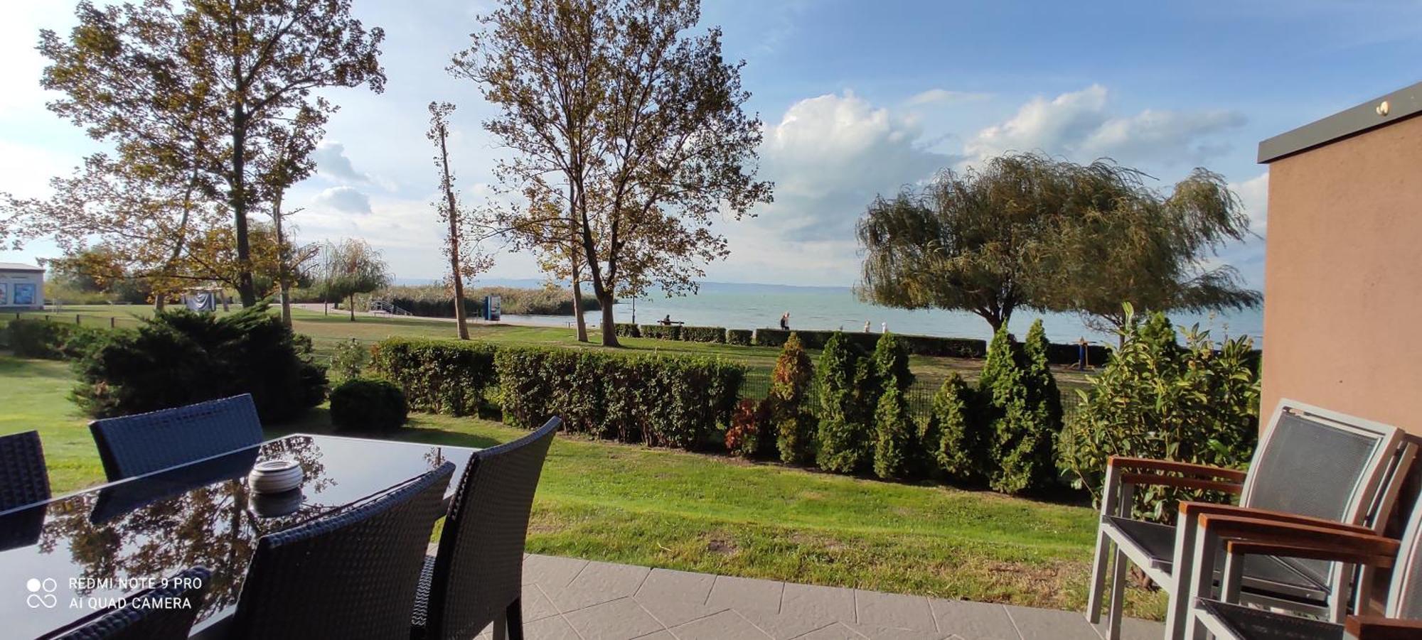 Panorama Gold Wellness Apartman Siofok Bagian luar foto